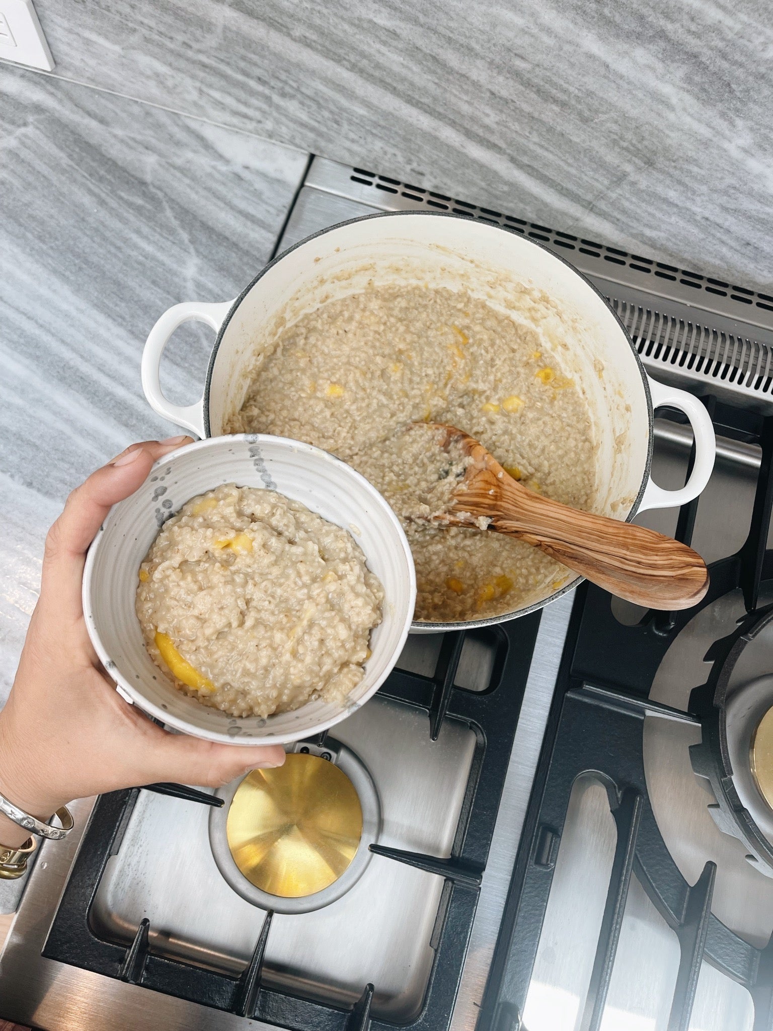 Homemade Peaches and Cream Oatmeal