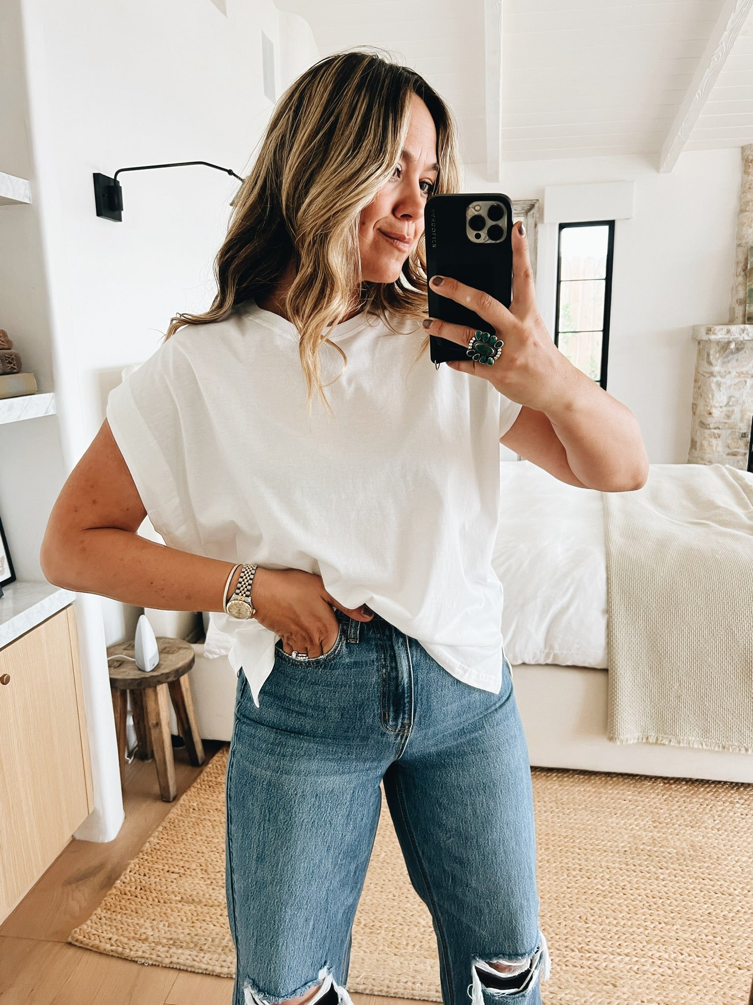10 Ways to Style a White Tee