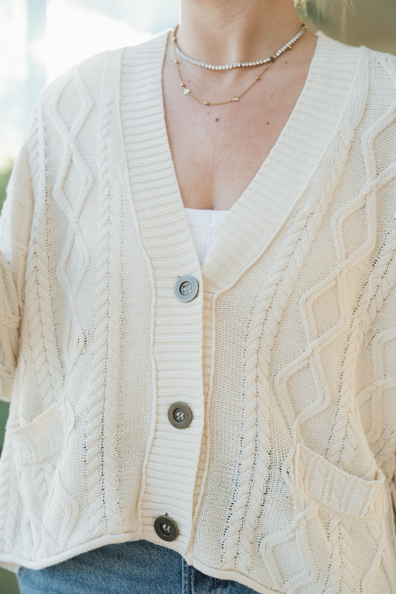 Olivia Knit Cardigan– CARLY JEAN LOS ANGELES