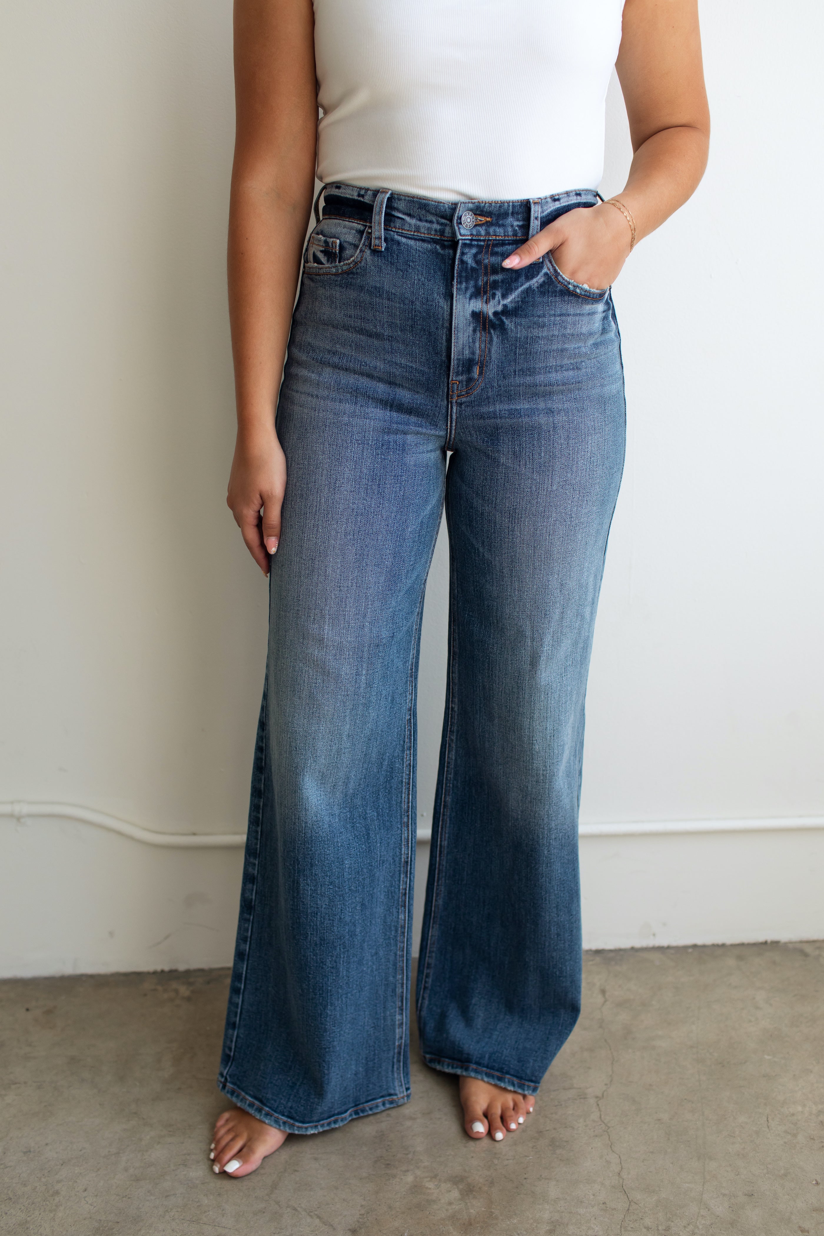 Hollyn Wide Leg Jeans