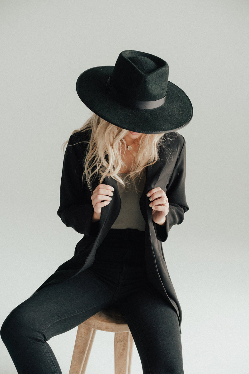 Paige Flat Brim Hat– CARLY JEAN LOS ANGELES
